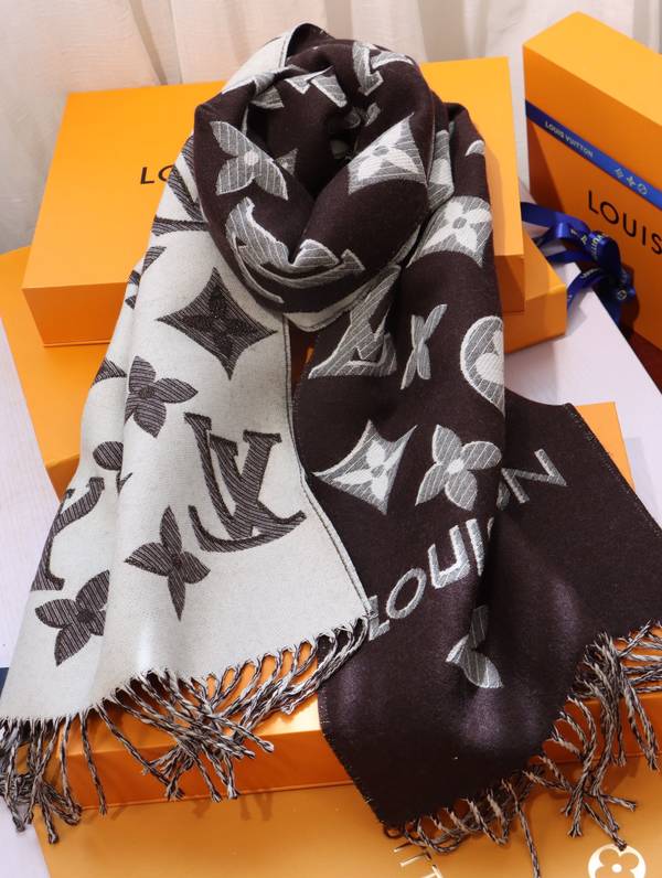 Louis Vuitton Scarf LVC00487